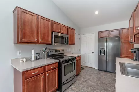 161 Commons Cir, Saline, MI 48176 photo 18