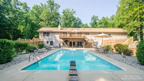 9240 Willow Rd, Saline, MI 48176 photo 5