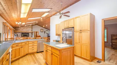 9240 Willow Rd, Saline, MI 48176 photo 8