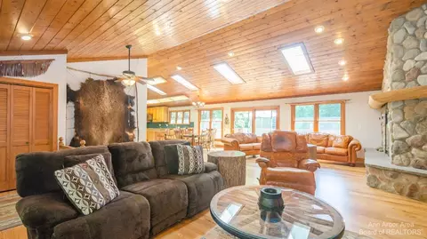 9240 Willow Rd, Saline, MI 48176 photo 16