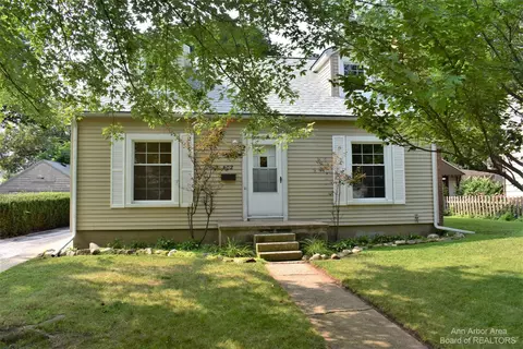 402 Outer Dr, Tecumseh, MI 49286 photo 33