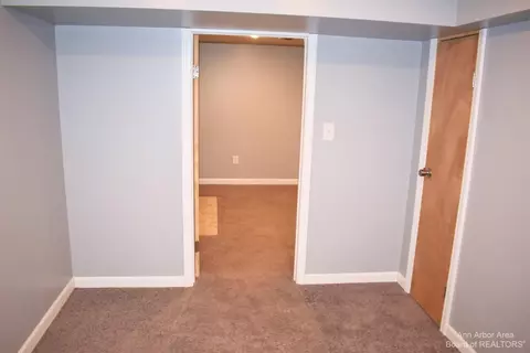 402 Outer Dr, Tecumseh, MI 49286 photo 23