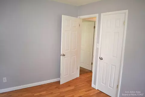 402 Outer Dr, Tecumseh, MI 49286 photo 15