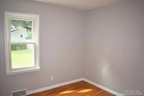 402 Outer Dr, Tecumseh, MI 49286 photo 14