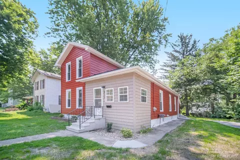 511 E Ganson St, Jackson, MI 49201 photo 2