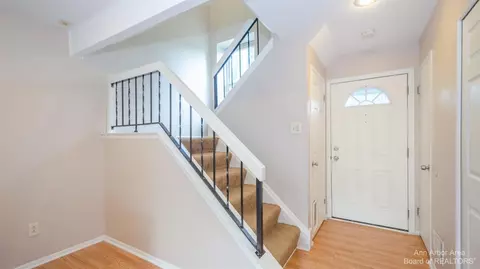 3473 Burbank, Ann Arbor, MI 48105 photo 11