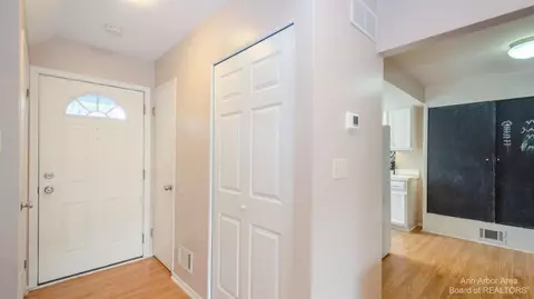 3473 Burbank, Ann Arbor, MI 48105 photo 12