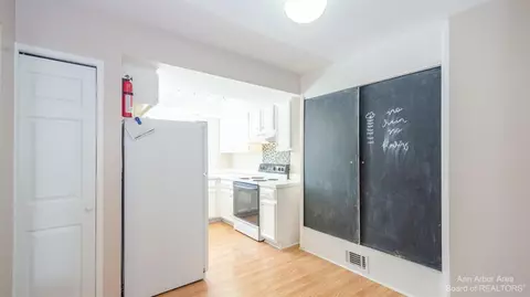 3473 Burbank, Ann Arbor, MI 48105 photo 20