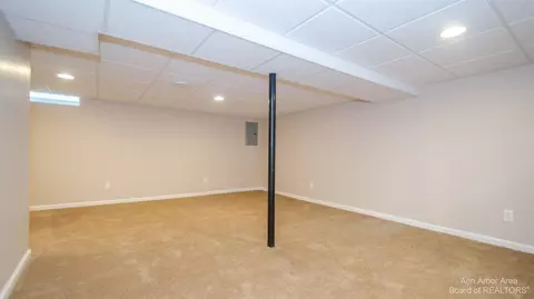 3473 Burbank, Ann Arbor, MI 48105 photo 43