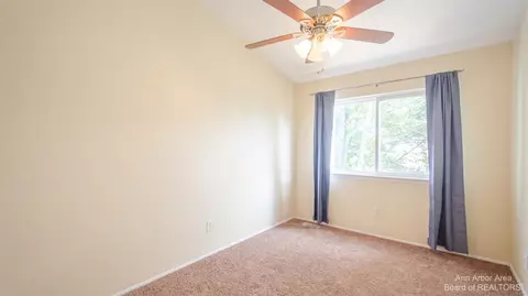 3473 Burbank, Ann Arbor, MI 48105 photo 33
