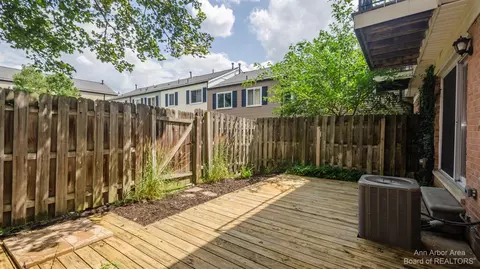 3473 Burbank, Ann Arbor, MI 48105 photo 3