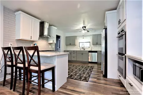 916 Red Mill Dr, Tecumseh, MI 49286 photo 9