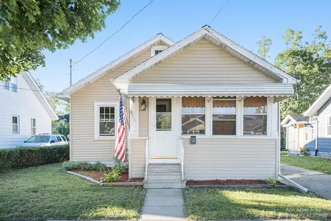 521 Saint Clair Ave, Jackson, MI 49202 photo 1