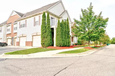 28814 Cullen Dr #6, Romulus, MI 48174 photo 3