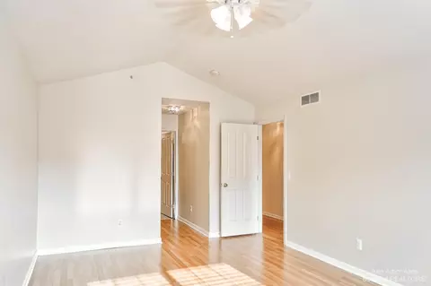28814 Cullen Dr #6, Romulus, MI 48174 photo 23