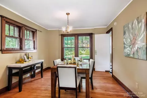 730 S Maple Rd, Ann Arbor, MI 48103 photo 8