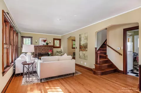 730 S Maple Rd, Ann Arbor, MI 48103 photo 5