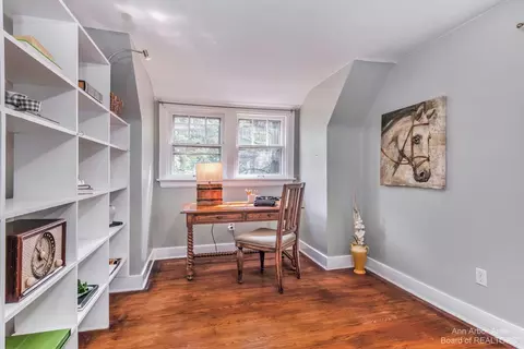 730 S Maple Rd, Ann Arbor, MI 48103 photo 12
