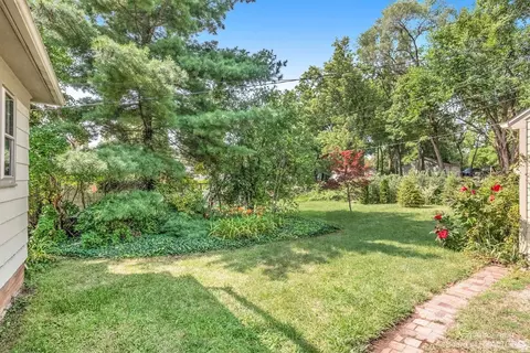 730 S Maple Rd, Ann Arbor, MI 48103 photo 23