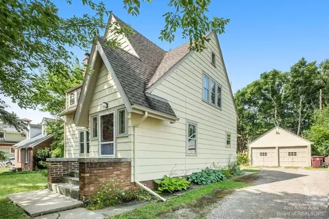 730 S Maple Rd, Ann Arbor, MI 48103 photo 1