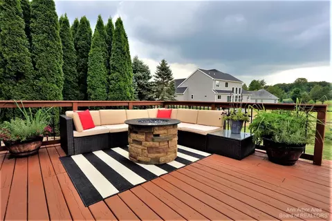 839 Stetson St, Tecumseh, MI 49286 photo 11