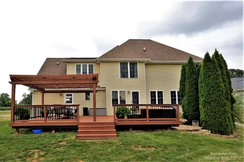 839 Stetson St, Tecumseh, MI 49286 photo 8