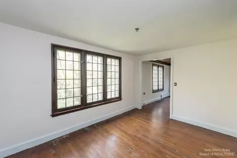 14 Ridgeway St, Ann Arbor, MI 48104 photo 17