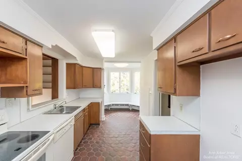 14 Ridgeway St, Ann Arbor, MI 48104 photo 18