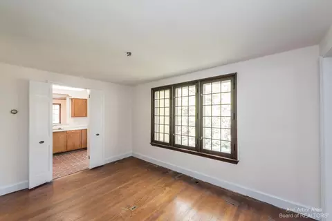14 Ridgeway St, Ann Arbor, MI 48104 photo 16