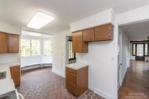 14 Ridgeway St, Ann Arbor, MI 48104 photo 22