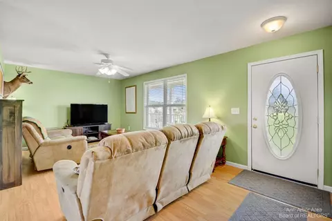 5782 Bradley, Gregory, MI 48137 photo 4
