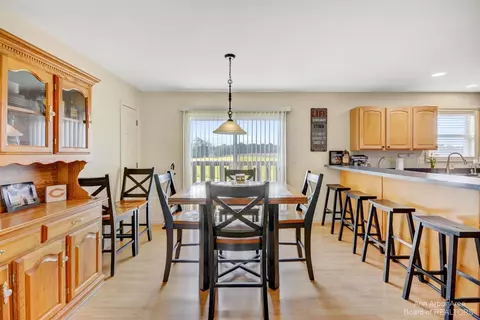 5782 Bradley, Gregory, MI 48137 photo 6