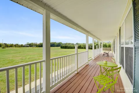 5782 Bradley, Gregory, MI 48137 photo 2