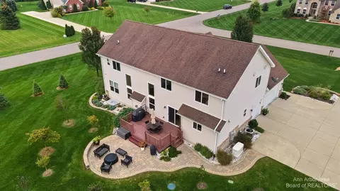 782 Silver Charm Dr, Saline, MI 48176 photo 9