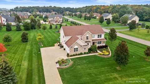 782 Silver Charm Dr, Saline, MI 48176 photo 3