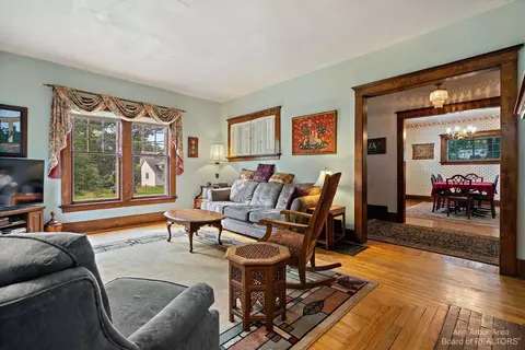 311 4th St, Jackson, MI 49201 photo 10