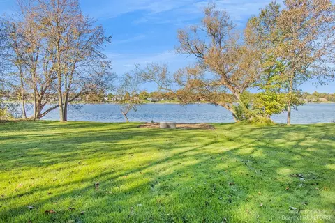633 N Maxfield Rd, Brighton, MI 48114 photo 3