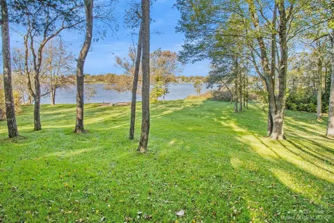 633 N Maxfield Rd, Brighton, MI 48114 photo 38