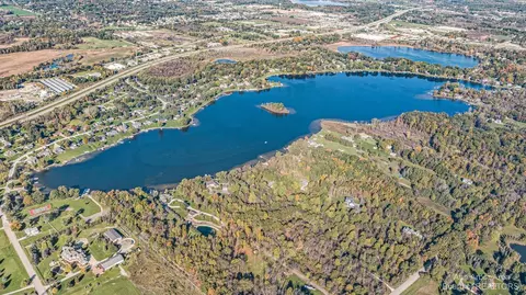 633 N Maxfield Rd, Brighton, MI 48114 photo 6
