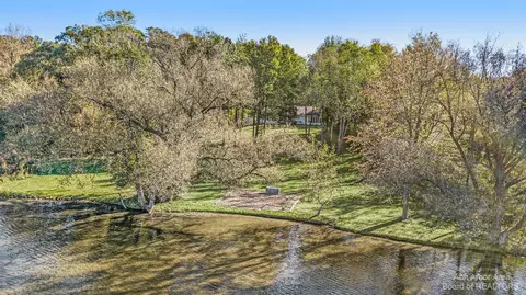 633 N Maxfield Rd, Brighton, MI 48114 photo 7