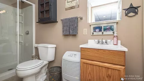 3582 Ryan Dr, Dexter, MI 48130 photo 44
