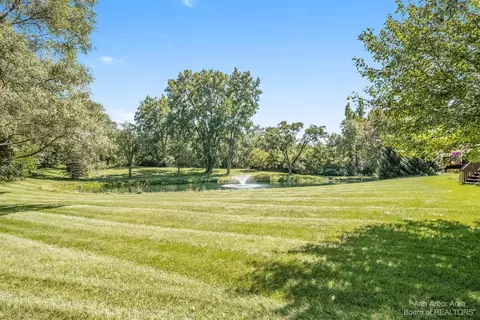8319 Huron River Dr, Dexter, MI 48130 photo 34