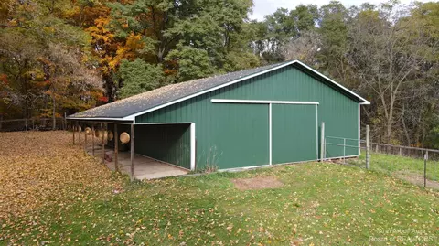 485 Ballard Rd, Jackson, MI 49201 photo 9