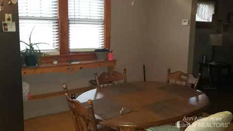 37578 W Huron River Dr, Romulus, MI 48174 photo 6