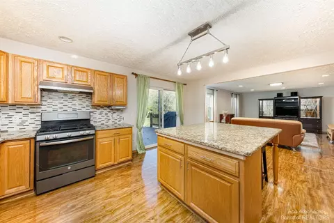 10867 Talladay Rd, Willis, MI 48191 photo 18
