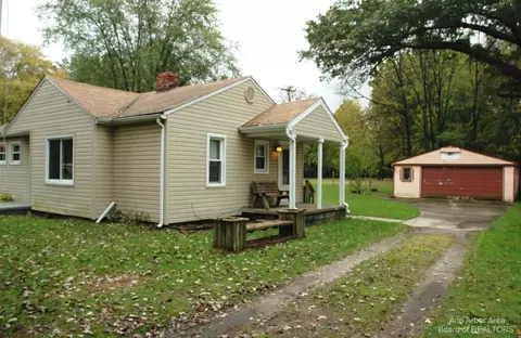 39125 Chase St, Romulus, MI 48174 photo 2