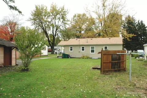 39125 Chase St, Romulus, MI 48174 photo 24