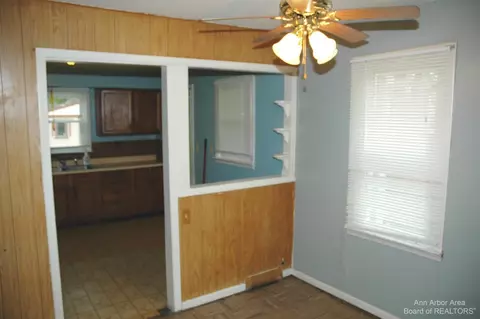 39125 Chase St, Romulus, MI 48174 photo 6