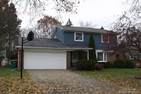 439 Springbrook Cres, Saline, MI 48176 photo 1