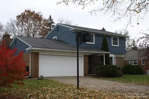 439 Springbrook Cres, Saline, MI 48176 photo 25